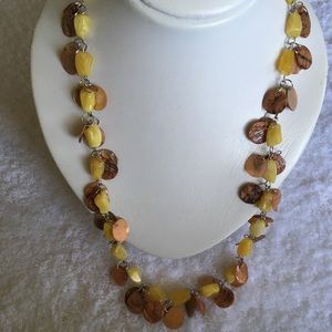 ✨NEW✨ Yellow Seashell and Stone Necklace
